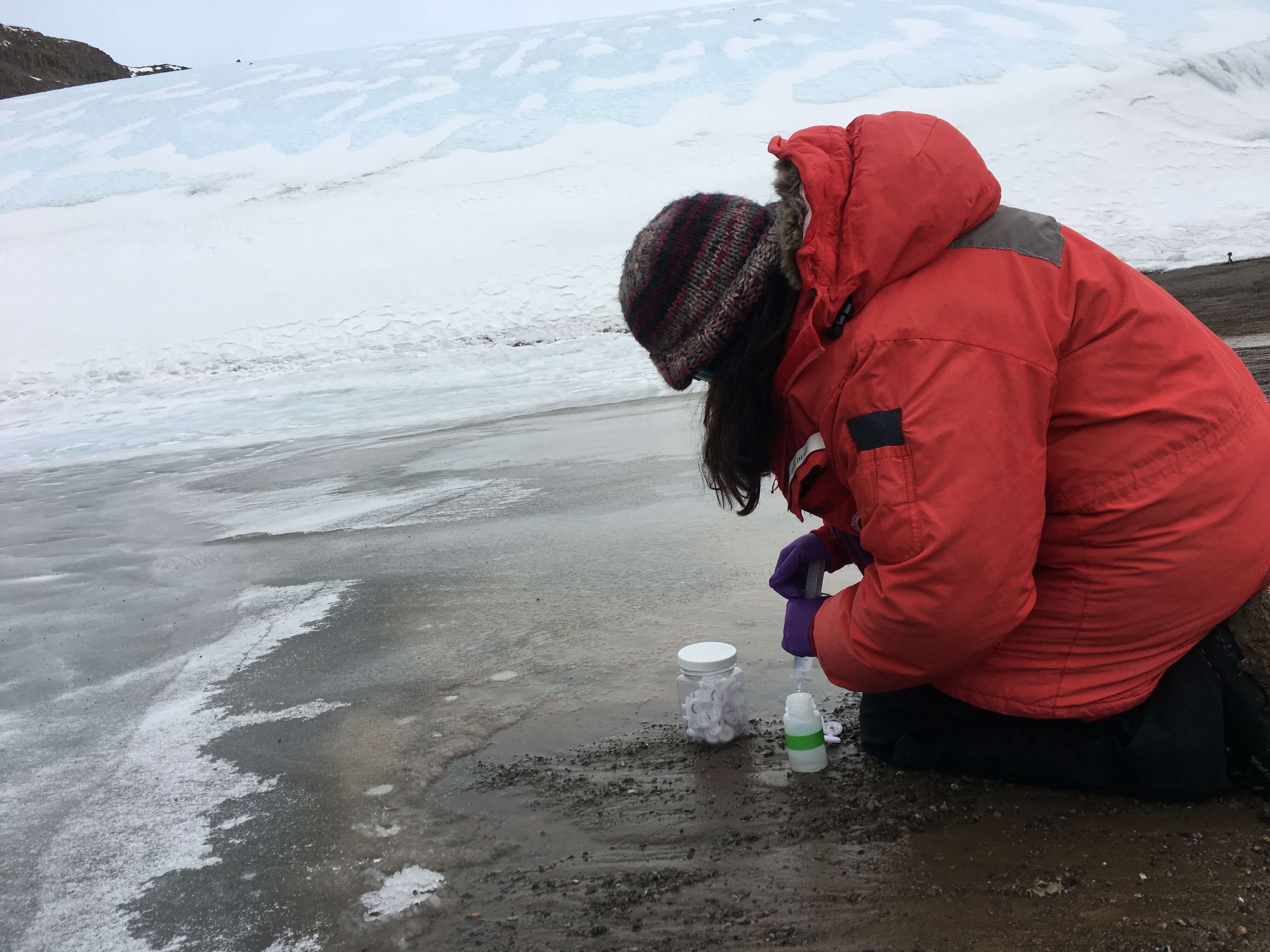 Melisa Diaz collecting samples in Antarctica